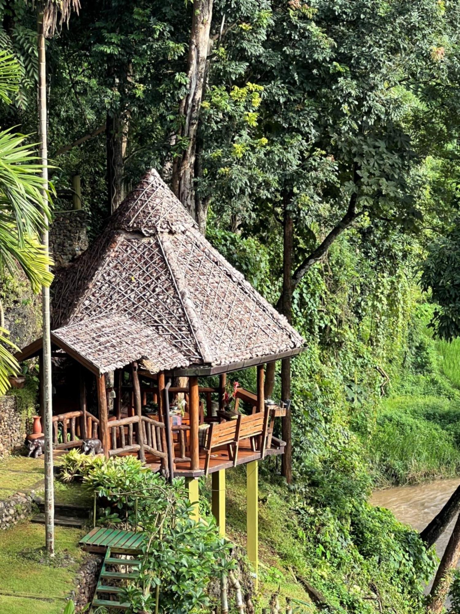 Kanlaya'S Eyrie, Luxury Homestay Pang Mapha Exteriör bild