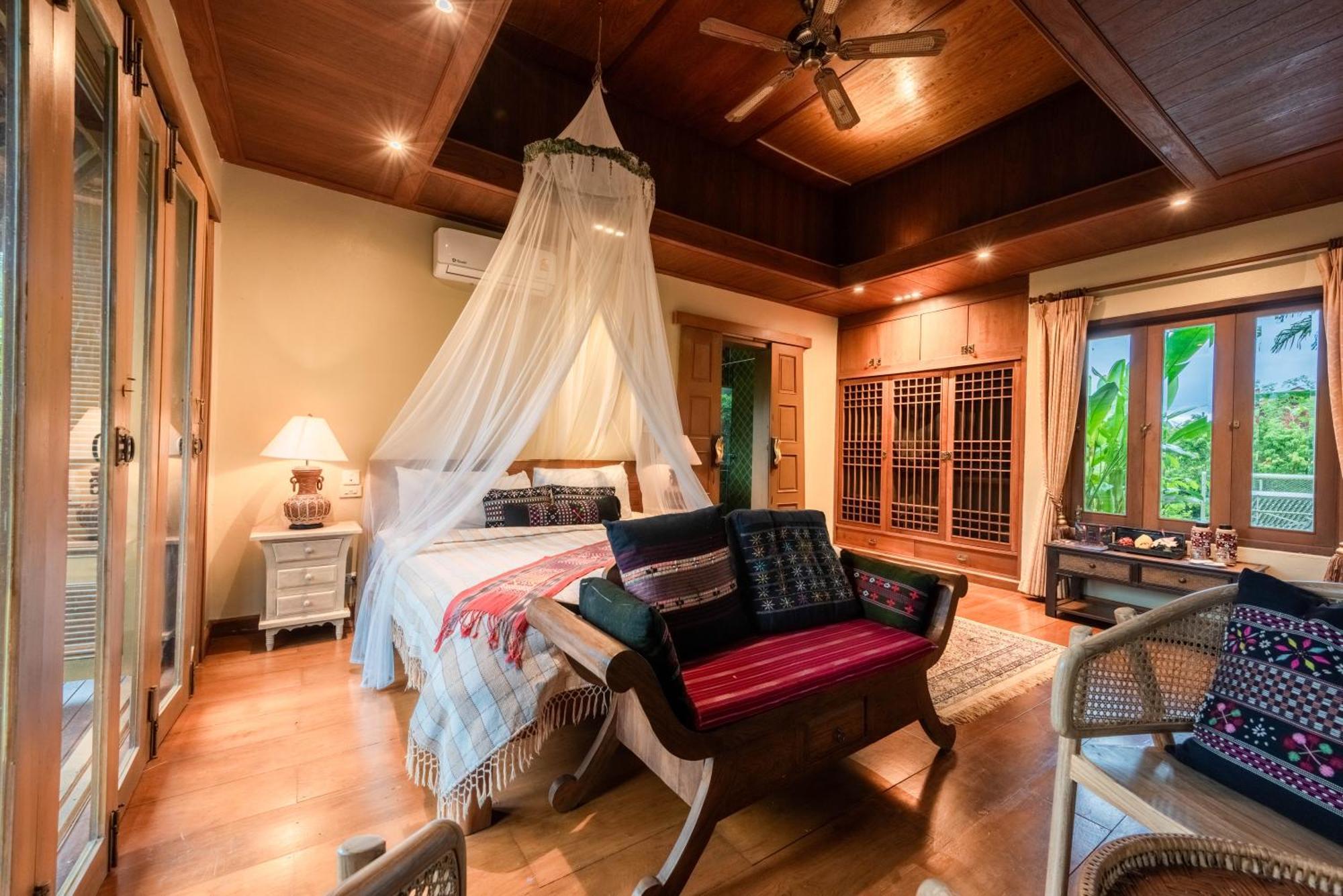 Kanlaya'S Eyrie, Luxury Homestay Pang Mapha Exteriör bild