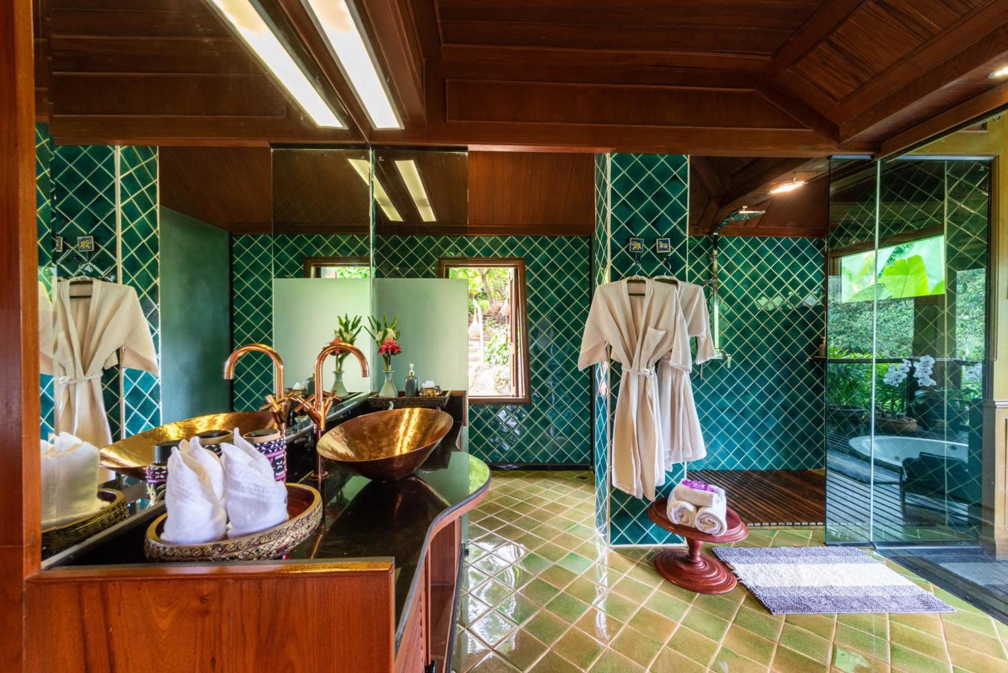 Kanlaya'S Eyrie, Luxury Homestay Pang Mapha Exteriör bild